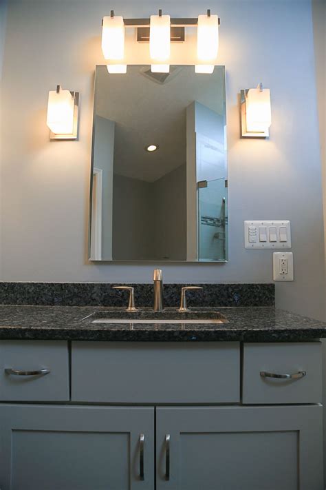 30 Bathroom Over Sink Lighting Decoomo