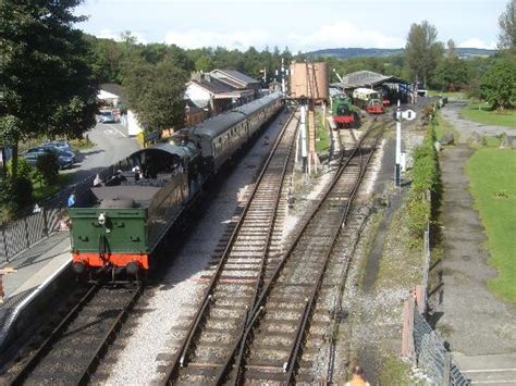 Buckfastleigh Station Picture Of South Devon Railway Buckfastleigh