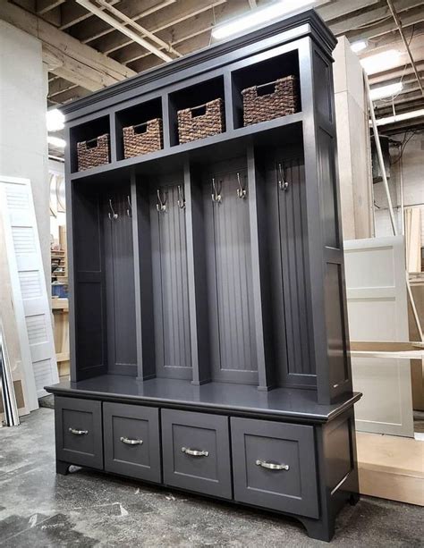 We also have an empty builder corner mudroom and i think your plans would fit the bill! THE YORKTOWN Mudroom Bench Cubbies Storage Halltree ...