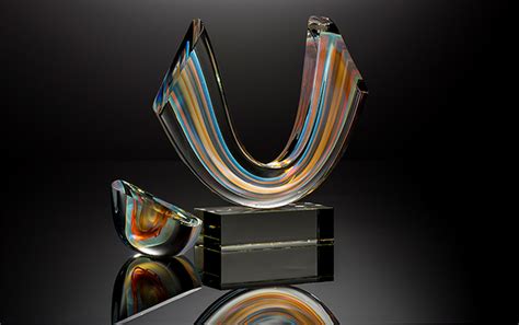 What You Should Know About The Art Glass Market