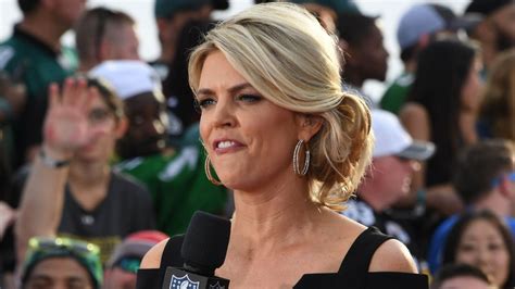 Nfl Reporter Melissa Stark Once Became An Internet Sensation After