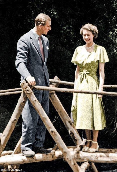 Queen elizabeth ii (born princess elizabeth alexandra mary ) is the queen of the united kingdom of great britain and northern ireland, and head of the commonwealth. 1952. Kenya. Queen Elizabeth II, Princess Elizabeth with ...