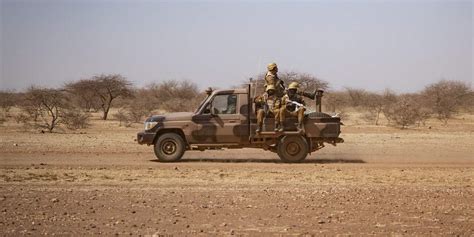 Tientallen Burgers Omgekomen Bij Aanval Op Konvooi In Burkina Faso