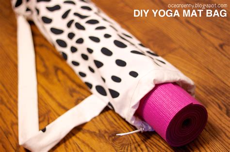 I bet you have someone on your list who would love one. DIY Yoga Mat Bag | Diy yoga, Diy, Diy sewing