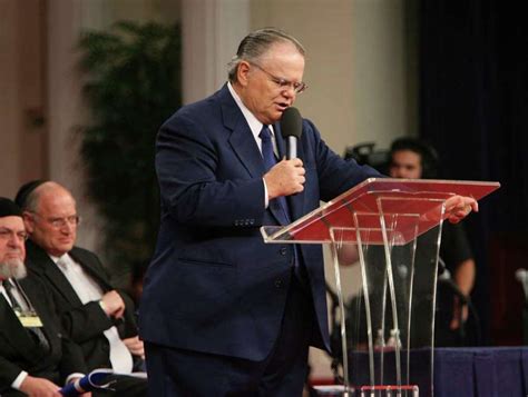 Pastor Hagee Blood Moons Point To World Shaking Event