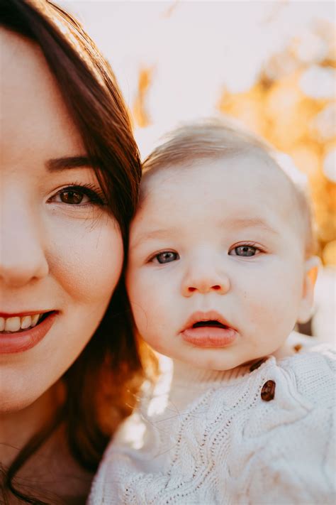 Tree Farm Mom dad son lifestyle Photographer in home photos blue couch