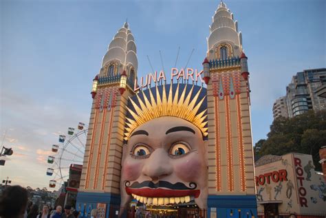 Luna park was located on a site bounded by surf avenue to the south, west 8th street to the east. Woody at Home: Luna Park @Sydney