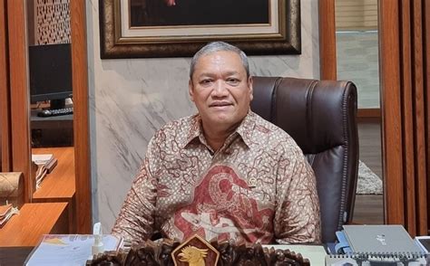 H Bambang Kristiono Anggota Dpr Dapil Ntb Ii Pulau Lombok Tutup Usia