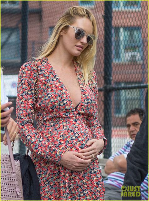 Full Sized Photo Of Pregnant Candice Swanepoel Lunches With Pal Doutzen