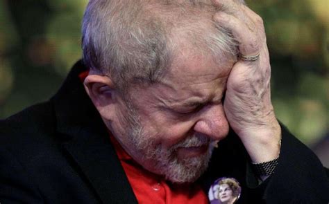 Brésil Lex Président Lula Condamné à Plus De 9 Ans De Prison Pour