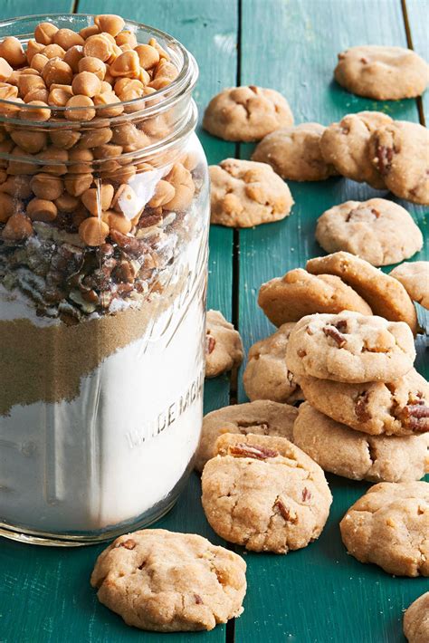 23 Mason Jar Cookies That Make Adorable Ts Mason Jar Cookies Mix