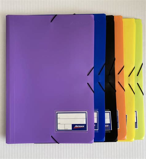 Artesco Folder Plástico Con Liga Paperstop