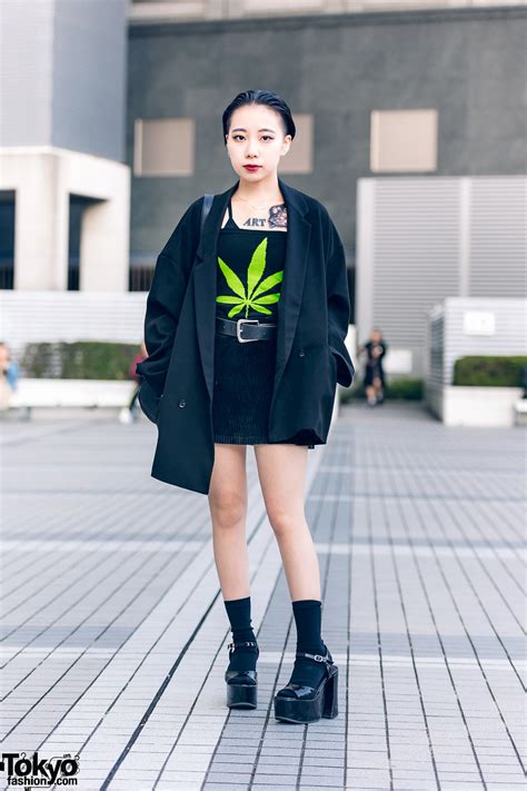 Japan Street Fashion Japanese Street Style 25 Cool Fashion Girls From Tokyo Who What Wear