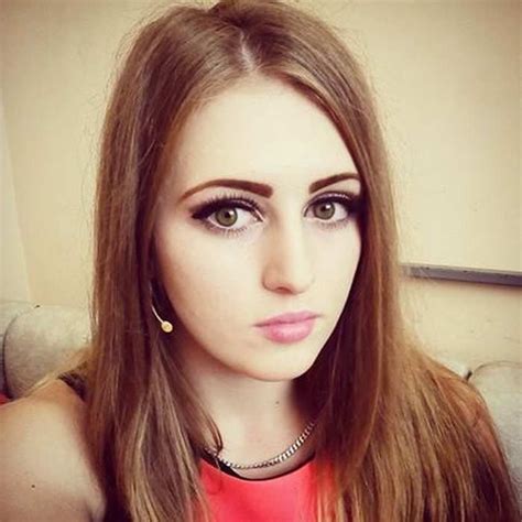 Julia Vins The Girl With A Face Like Doll And A Body Of The Hulk Girl Beautiful Julia