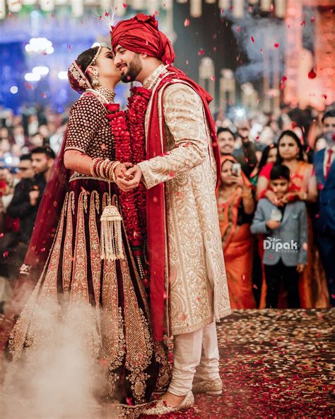 Upload photos · 1000,000+ curated designs · satisfaction guaranteed Wedding Photographer in Delhi, India - Dipak Studios