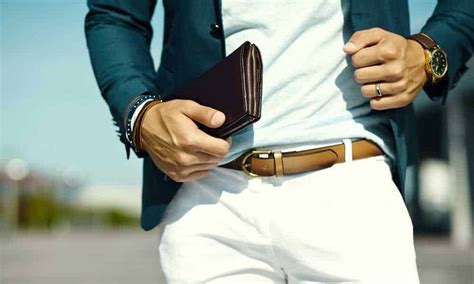 How To Put On A Belt Buckle Without Snaps