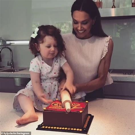 Kyly Clarke Treats Daughter Kelsey Lee 3 To A Massive Smash Cake In Adorable Video Daily