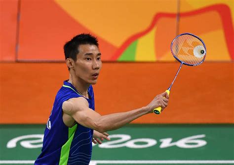 Lee chong wei began to learn badminton at the age of 11 when his father brought him to the badminton hall. Despite not winning gold, Malaysians regard Lee Chong Wei ...