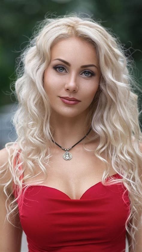 Pin By Full Moon On Faces Blonde Beauty Beautiful Women Pictures