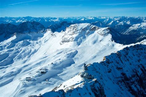 Zugspitze Ski Resort Stock Image Image Of Alpine Cable 93812017