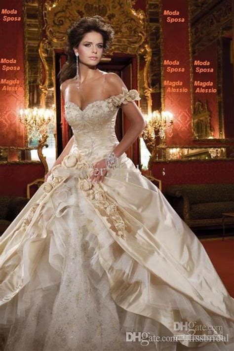 Vintage Princess Ball Gown Wedding Dresses Off The Shoulder Ruffles