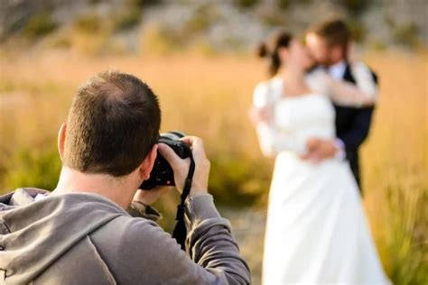 Tips Memilih Fotografer Pernikahan Dan List Paket Fotografernya