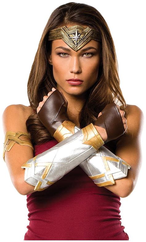 Justice League Wonder Woman Adult Deluxe Costume Accessory Set