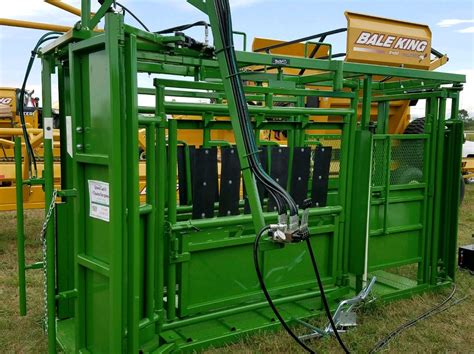 Hydraulic Squeeze Chute Prairie States Seed