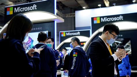 China Punishes Microsofts Linkedin Over Lax Censorship The New York