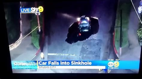 Car Falls Into A Sinkhole In Studio City YouTube