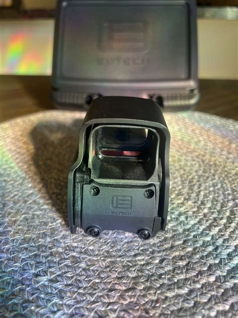 Eotech 518a65 Tactical Holographic Red Dot Weapon Sight Black