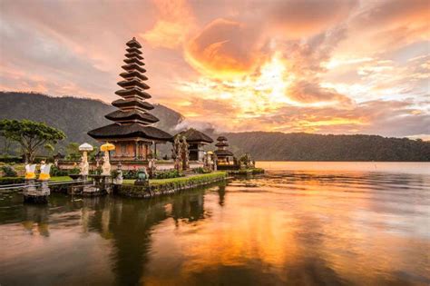 24 Incredibly Gorgeous Places To Catch Sunset In Bali