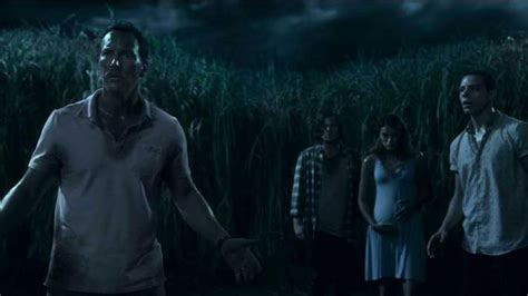 Joe Hill Stephen King In The Tall Grass Trailer Released By Netflix