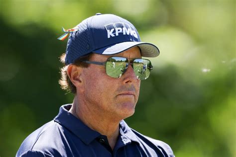He won the masters (2004, 2006, and 2010). Phil Mickelson opens as huge betting favorite to win his ...