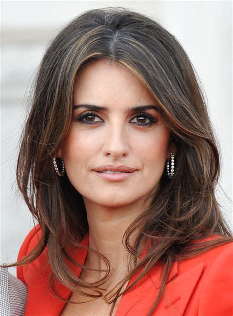 All About Hollywood Stars Penelope Cruz Profile And Pics