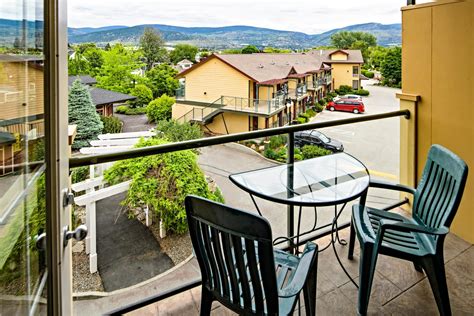 Ramada By Wyndham Penticton Hotel And Suites Penticton Bc Hotels