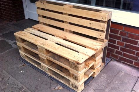 Banc à partir de matériaux qui ne sont pas fait à la base pour former des bancs. DIY Idee: Bank aus Europaletten ~ Kleiner Elefant | Yoga ...