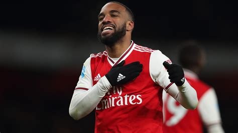 Alexandre Lacazette Determined To Stay At Arsenal Amid Juventus And