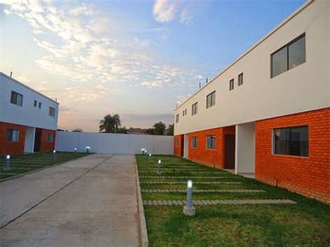 Las autoridades de salud llamaron a reforzar las medidas de contención de la pandemia. CASA EN VENTA EN CONDOMINIO CERRADO EN SANTA CRUZ-BOLIVIA ...