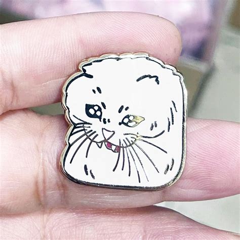 The Original Screaming Cat Meme Enamel Pin Sad Cat Meme Etsy Singapore