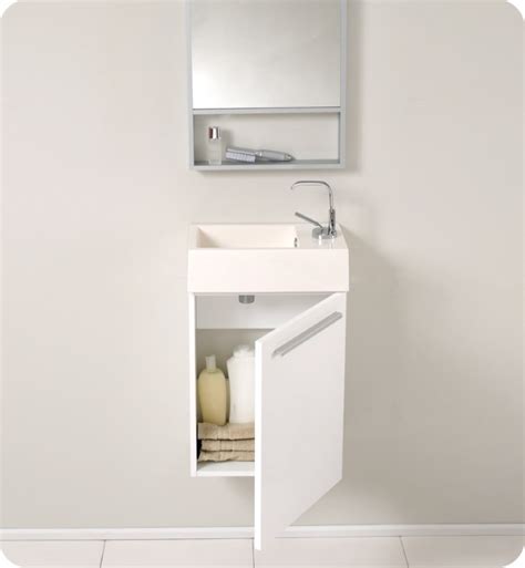 Small White Bathroom Vanity Decor Ideas