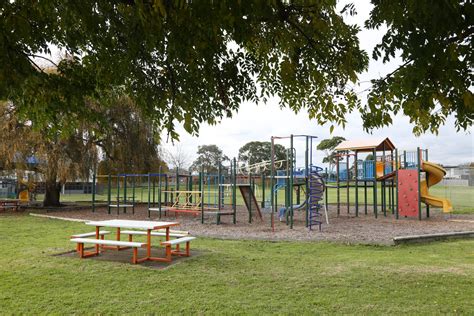 School Playgrounds Tucker Rd Bentleigh Primary School