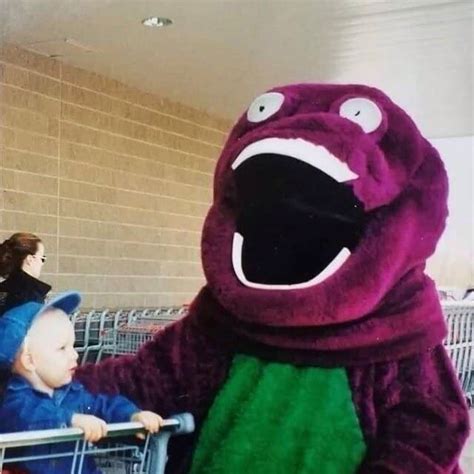 Barney On Steroids Really Funny Memes Funny Relatable Memes Stupid