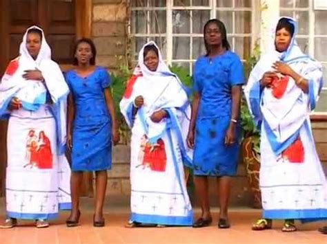 Ikusei skill wa mou iranai to yuusha party o kaiko sareta no de. Nairobi County Choir - Mama wa Rosari - YouTube