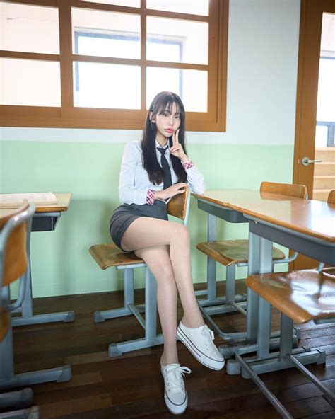 Asian Model Girl Legs Couples Pretty Cute Korean Student School