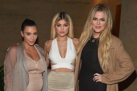 Tmi Kylie Jenner Films Up Sister Khloe Kardashians Skirt In Bizarre Snapchat Video Irish