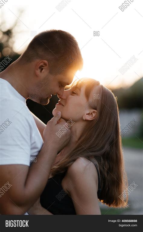 Man Woman Kissing Image And Photo Free Trial Bigstock