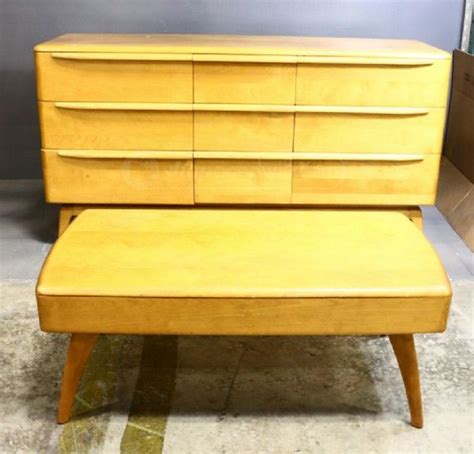 There are 50 heywood wakefield coffee table for sale on etsy, and they cost 741,63 $ on average. Heywood Wakefield Wood Bench & Drawer | Wood bench ...