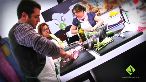 ¡el regalo perfecto para una persona loca por la cocina! Pepe Rodriguez de MasterChef cocina en Kitchen Club - YouTube