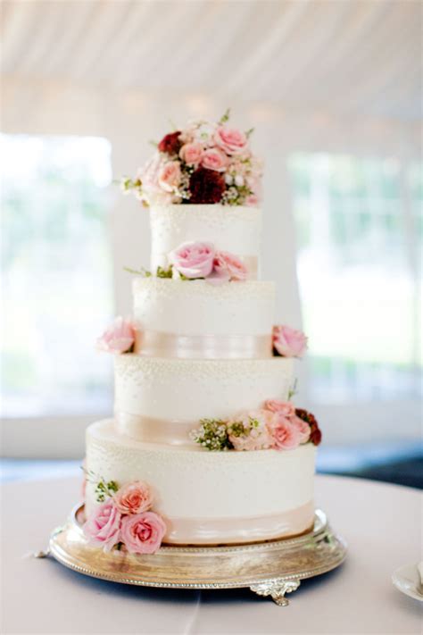 Wedding Cake With Pink Flowers Elizabeth Anne Designs The Wedding Blog